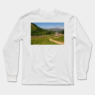 Ben Nevis Inn Long Sleeve T-Shirt